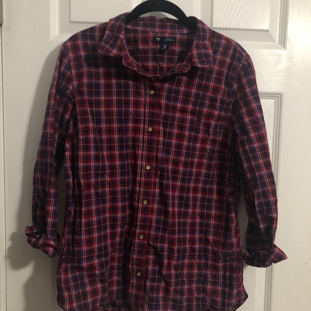 Gap boyfriend fit shirt